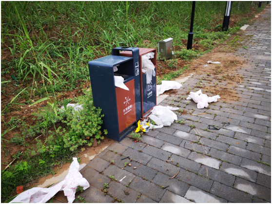 我市人社局舉辦《為文明點(diǎn)贊，向不文明宣戰(zhàn)》職工隨手拍活動(dòng)